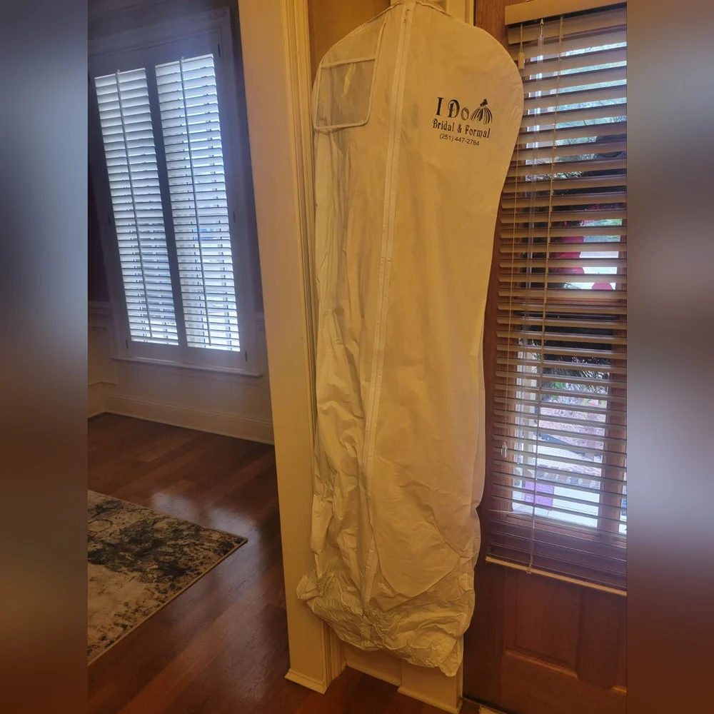 Wedding Dresses Sz 12 Ven Style - Picture 2 of 7